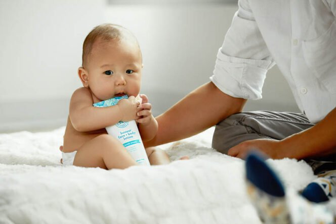 
					 It’s certainly okay to sneak in a few chores while your baby sleeps. But if you’re exhausted, listen to your body and use the time to catch a few winks yourself.